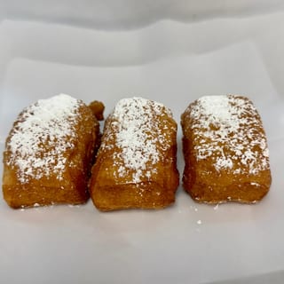 NEW ORLEANS BEIGNETS